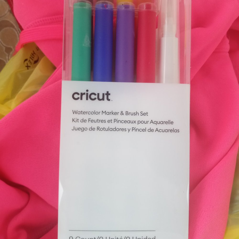 Cricut Watercolor Marker & Brush Set